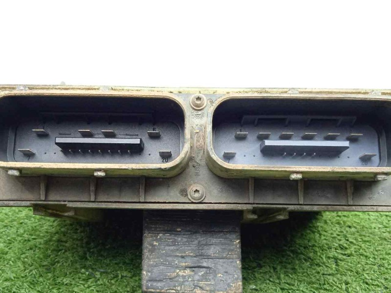 Recambio de centralita motor uce para opel astra g berlina 1.7 16v cdti cat (z 17 dtl / lrb) referencia OEM IAM 24456733-1542711