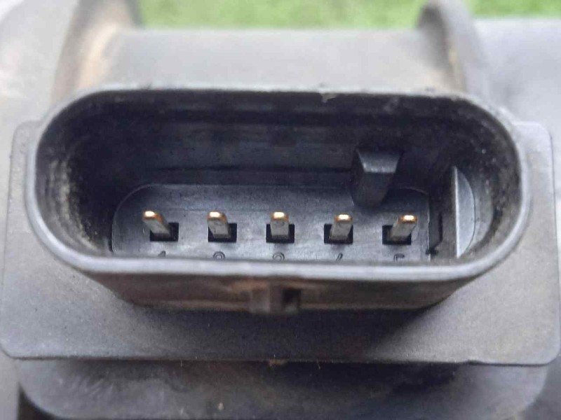 Recambio de caudalimetro para hyundai santa fe (bm) 2.2 crdi cat referencia OEM IAM 2816427800 5.PINES 