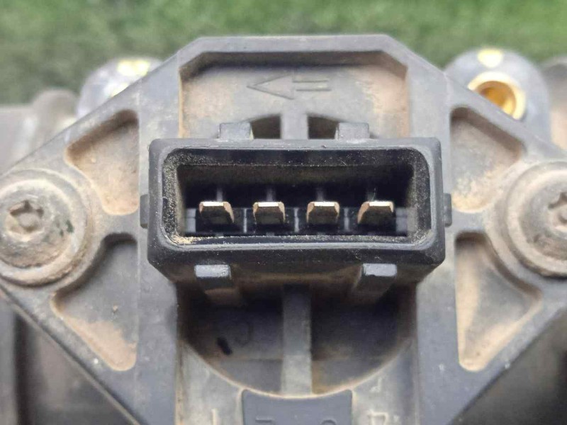 Recambio de caudalimetro para kia carens 1.8 cat referencia OEM IAM 0K08013210-9210930006 4.PINES 