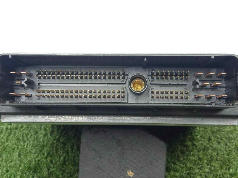 Recambio de centralita motor uce para ford mondeo berlina (ge) 2.0 16v di td cat referencia OEM IAM R0411C042A-5S7112A650LA-E2U9