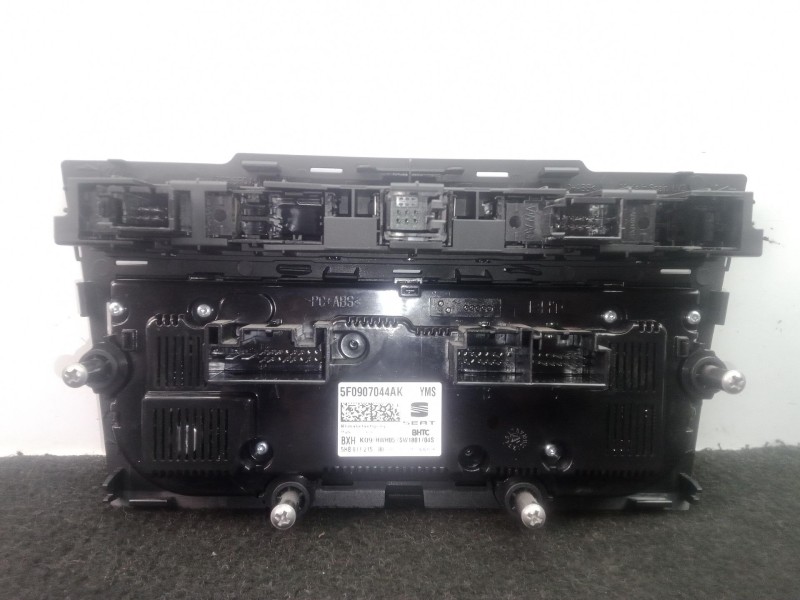Recambio de mando climatizador para seat leon st (5f8) 1.6 tdi referencia OEM IAM 5F0907044AK  