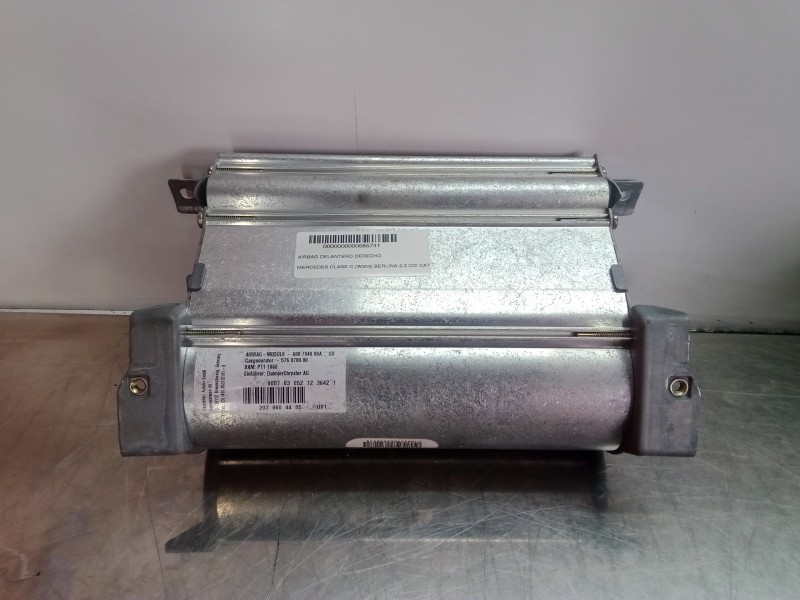 Recambio de airbag delantero derecho para mercedes-benz clase c (w203) berlina 2.2 cdi cat referencia OEM IAM 600794000A-5760700