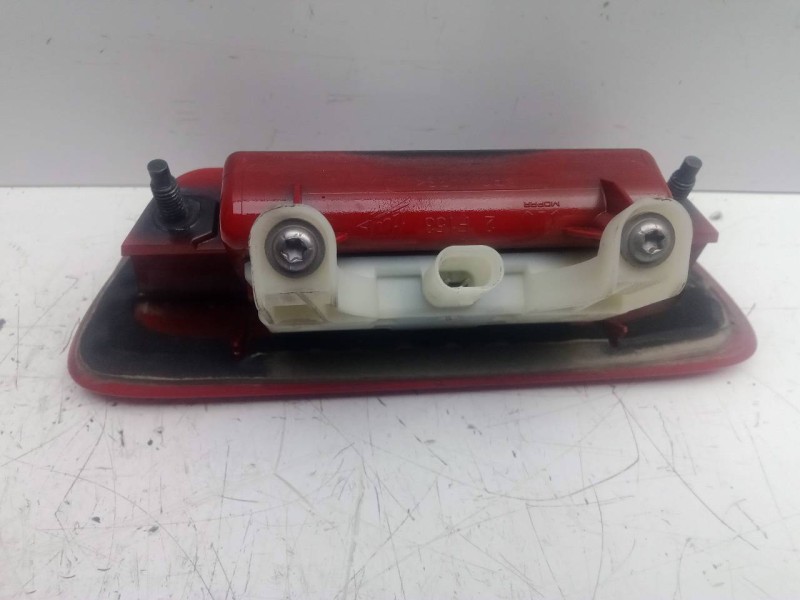 Recambio de maneta exterior porton para jeep renegade 1.0 t-gdi cat referencia OEM IAM 07356945890-36783-0221847-33018-2F153 ROJ