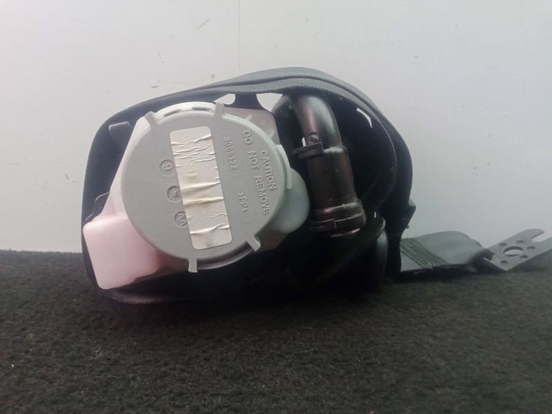 Recambio de cinturon seguridad delantero derecho para seat leon st (5f8) 1.6 tdi referencia OEM IAM 3066322-3063560  