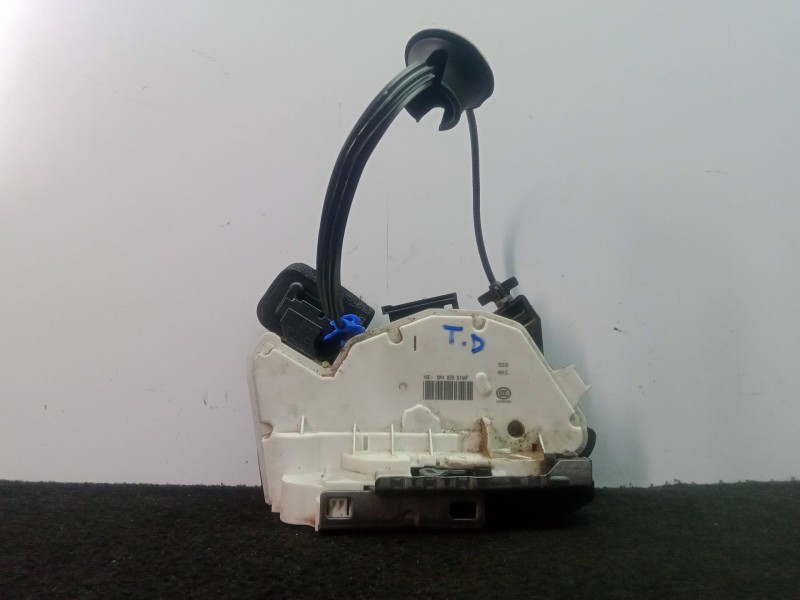 Recambio de cerradura puerta trasera derecha para seat leon st (5f8) 1.6 tdi referencia OEM IAM 5K4839016666AF  