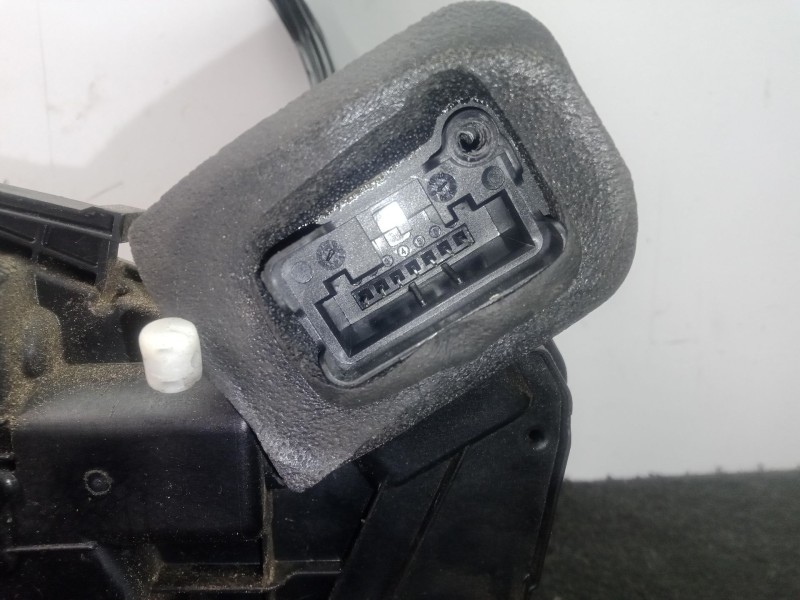 Recambio de cerradura puerta trasera derecha para seat leon st (5f8) 1.6 tdi referencia OEM IAM 5K4839016666AF  