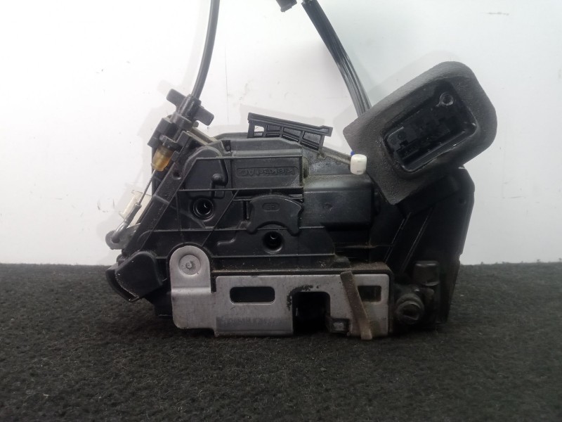 Recambio de cerradura puerta trasera derecha para seat leon st (5f8) 1.6 tdi referencia OEM IAM 5K4839016666AF  