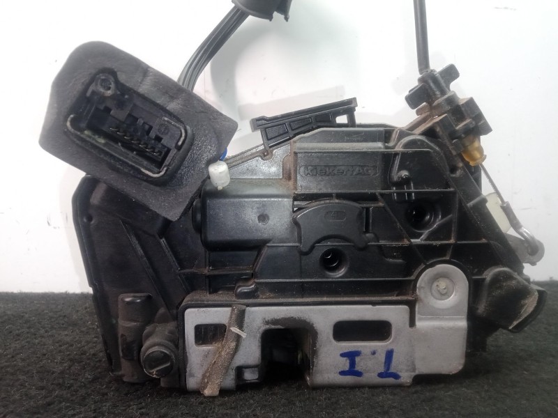 Recambio de cerradura puerta trasera izquierda para seat leon st (5f8) 1.6 tdi referencia OEM IAM 5K4839015AF  