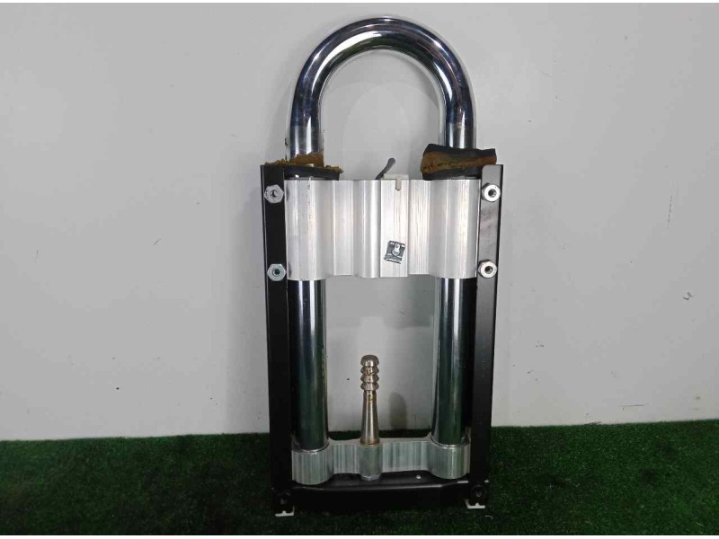 Recambio de barra antivuelco para peugeot 207 cc 1.6 16v referencia OEM IAM 9680065980 AMBOS.LADOS 