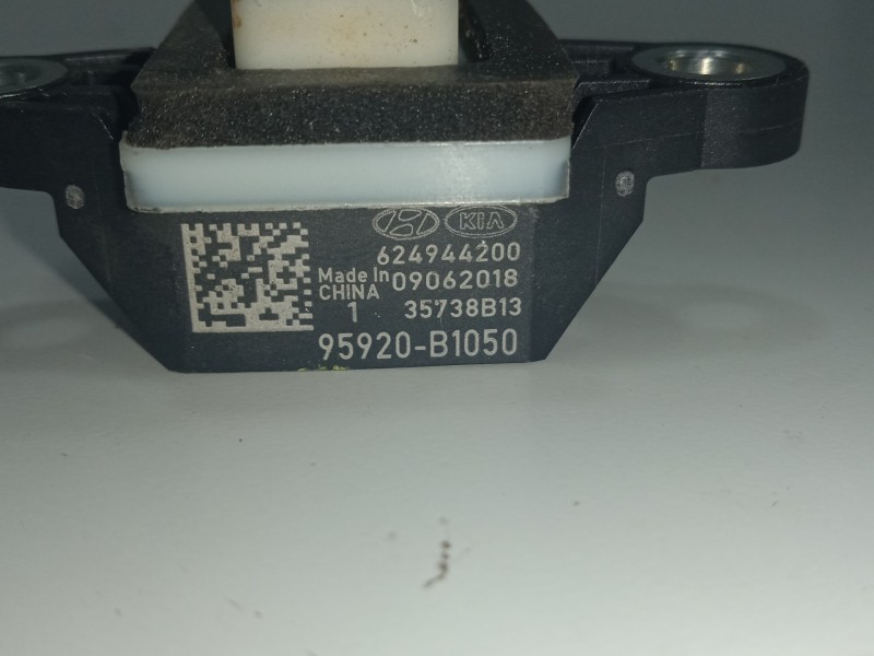 Recambio de sensor para kia sportage 1.6 crdi cat referencia OEM IAM 624944200-95920B1050 SENSOR DE IMPACTO 