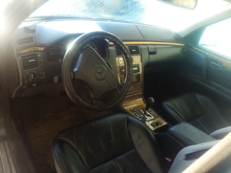 mercedes-benz clase e (w210) del año 1998