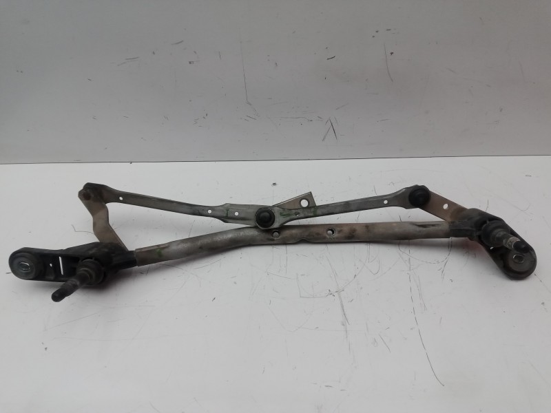 Recambio de articulacion limpia delantera para renault clio iii 1.5 dci diesel cat referencia OEM IAM   