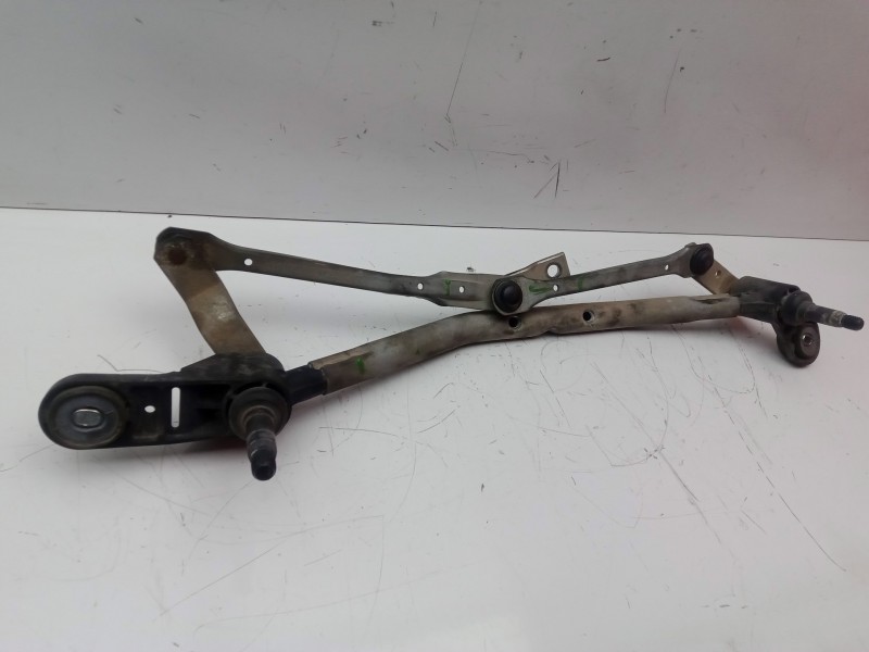 Recambio de articulacion limpia delantera para renault clio iii 1.5 dci diesel cat referencia OEM IAM   