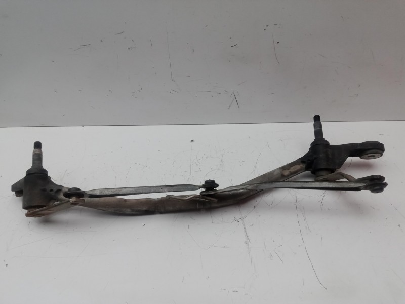 Recambio de articulacion limpia delantera para renault clio iii 1.5 dci diesel cat referencia OEM IAM   