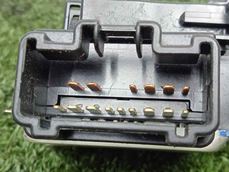 Recambio de mando limpia para toyota avensis berlina (t 22) 2.0 d4-d luna (5-ptas.) referencia OEM IAM 17A164LH2 LIMPIA TRASERO 