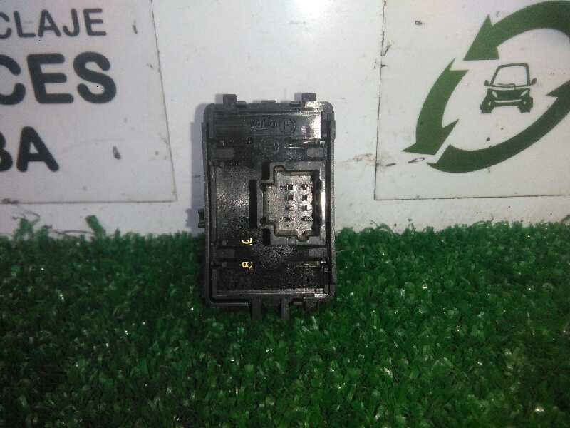 Recambio de mando elevalunas delantero derecho para renault laguna iii 2.0 dci diesel cat referencia OEM IAM 254010003R 1.BOTON 