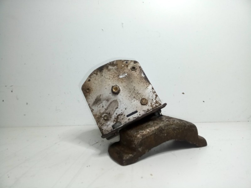 Recambio de soporte rueda repuesto para ssangyong musso (fj) 2.9 d referencia OEM IAM SINREFERENCIA  