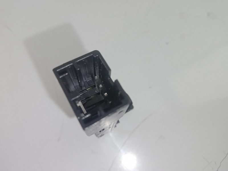 Recambio de sensor para seat leon (5f1) 2.0 16v tsi referencia OEM IAM 5F0947355F LUZ.ILUMINACION 4.PINES
