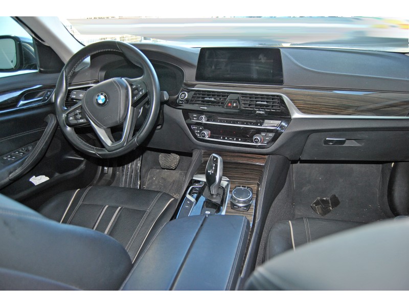 bmw 5 (g30, f90) del año 2018