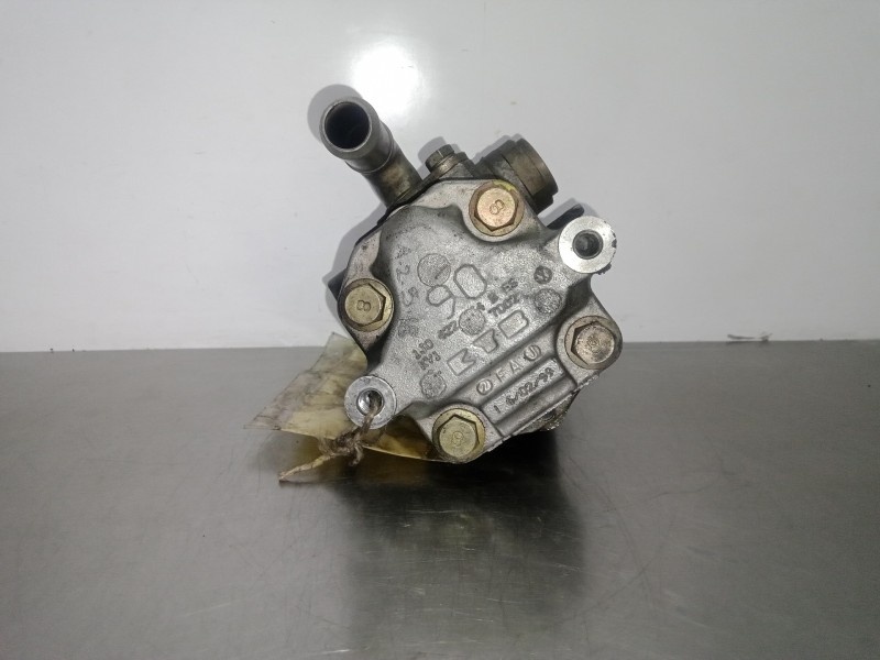 Recambio de bomba direccion para volkswagen golf iv berlina (1j1) 1.4 16v referencia OEM IAM 1J0422154B  