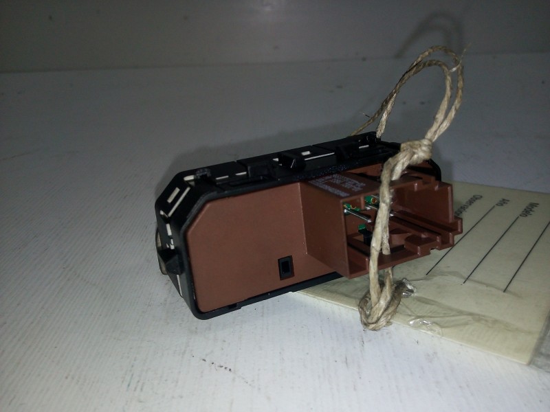 Recambio de interruptor para citroën c5 berlina 1.6 hdi fap referencia OEM IAM 96637757ZD  4.PINES