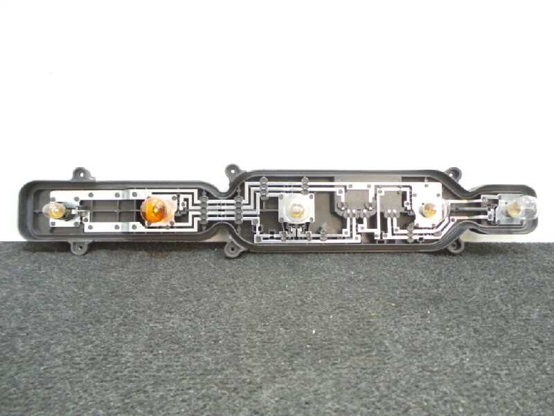 Recambio de portalamparas para iveco daily caja cerrada (2006 =>) referencia OEM IAM  2 CONECTORES 5 PINES - 2 PINES