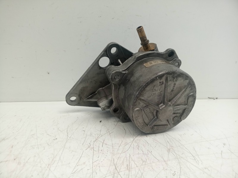 Recambio de depresor freno / bomba vacio para peugeot partner (s1) 1.9 diesel referencia OEM IAM 96111230-MM101706  
