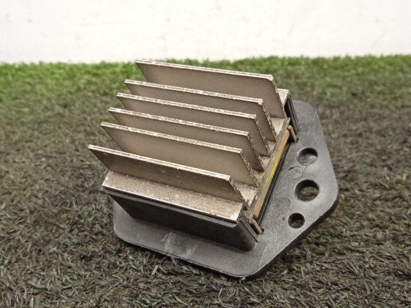 Recambio de resistencia calefaccion para kia carens 1.8 cat referencia OEM IAM RSG21D23  4.PINES