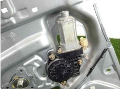 Recambio de elevalunas trasero izquierdo para kia sportage 2.0 cat referencia OEM IAM 824701F010 04-08 - ELECTRICO - 2.PINES CON 2