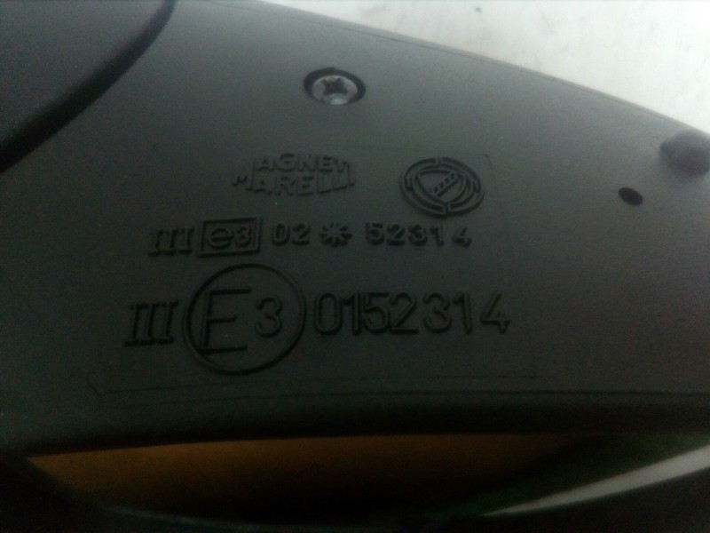 Recambio de retrovisor izquierdo para lancia lancia y 1.1 cat referencia OEM IAM 0152314 SIN USO 