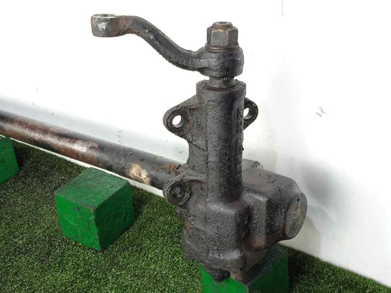 Recambio de caja direccion para nissan vanette (c 220) 2.0 diesel referencia OEM IAM  CON COLUMNA MECANICA