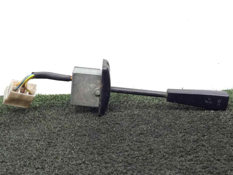 Recambio de mando intermitentes para nissan l-35 2.8 referencia OEM IAM NOTIENE 5.PIN 