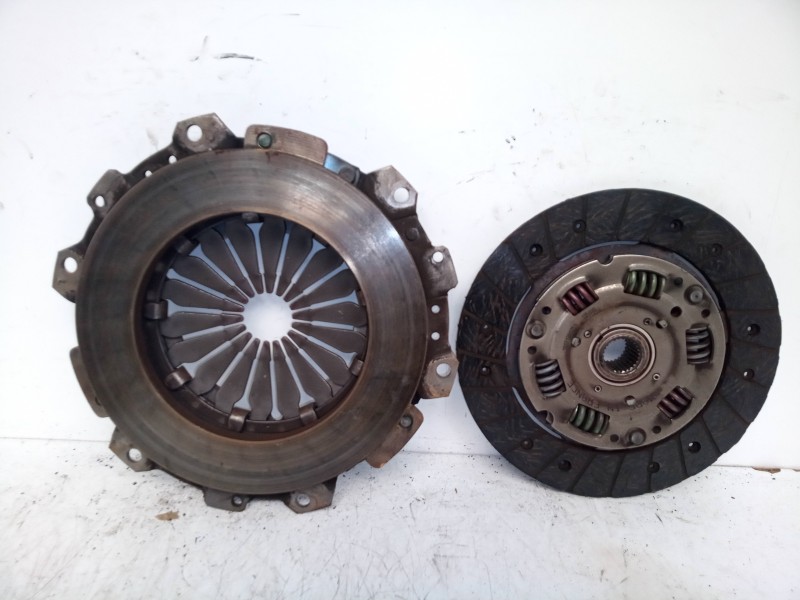 Recambio de kit embrague para renault trafic (desde 5.89) 1.9 diesel referencia OEM IAM 180712A0750-195088  