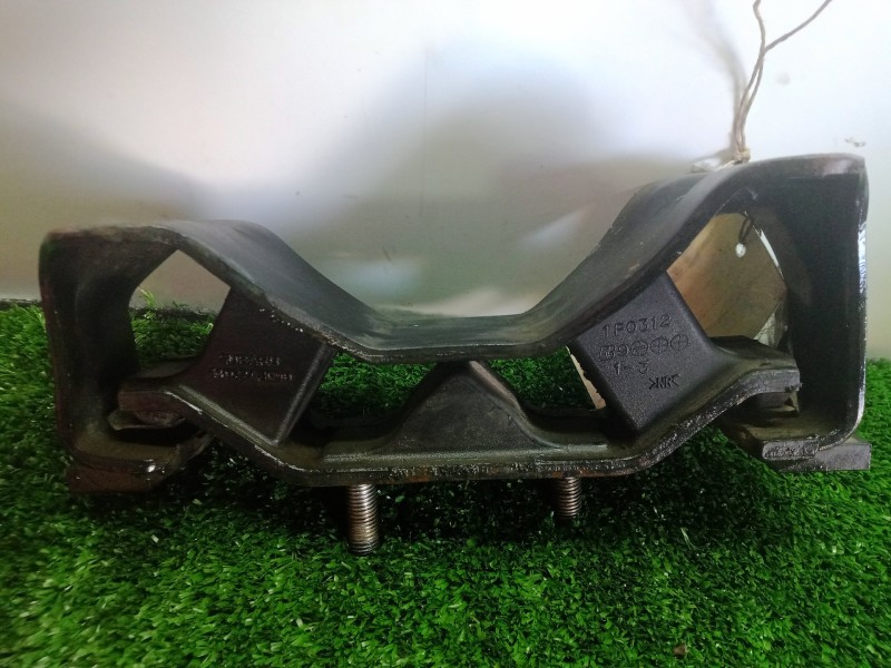 Recambio de soporte motor trasero para subaru legacy kombi/outback b14 2.0 diesel cat referencia OEM IAM 41022A  