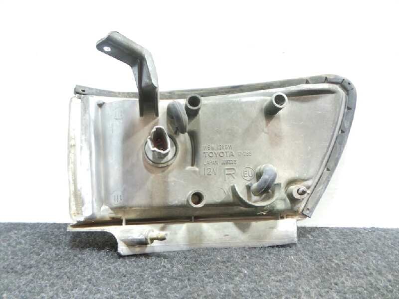 Recambio de piloto delantero derecho para toyota corolla 1.6 g referencia OEM IAM   