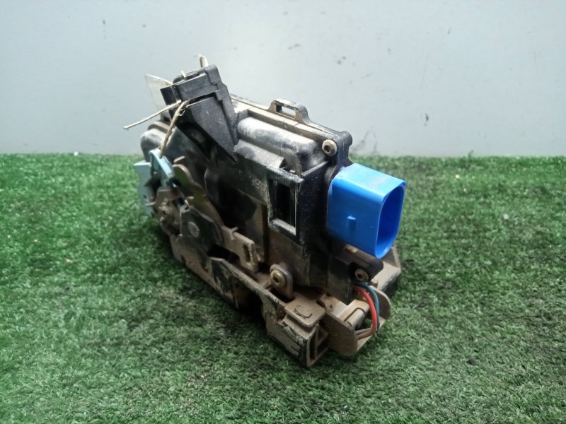 Recambio de cerradura puerta delantera izquierda para seat altea (5p1) 1.9 tdi referencia OEM IAM 3D1837015 9.PINES CONECTOR.AZU