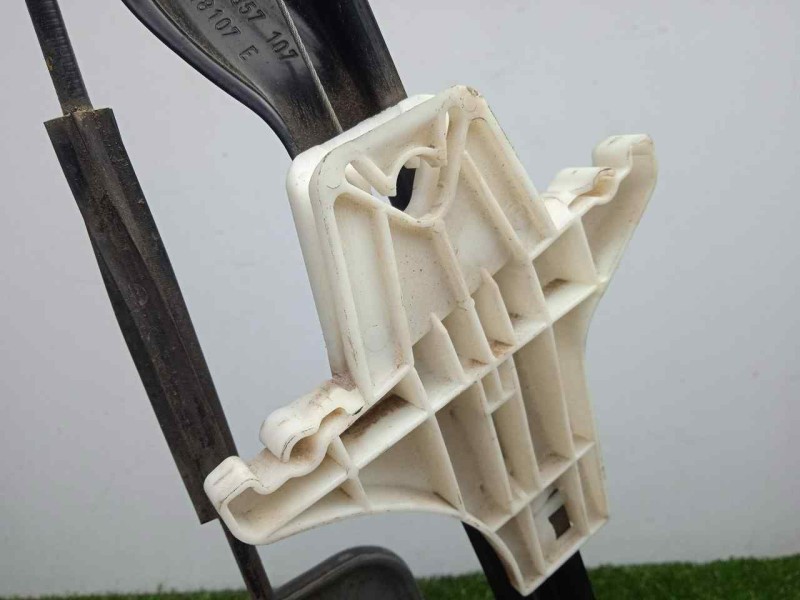 Recambio de elevalunas trasero izquierdo para volkswagen jetta (1k2) 1.9 tdi referencia OEM IAM 1K5839461-1K5839401G ELECTRICO 