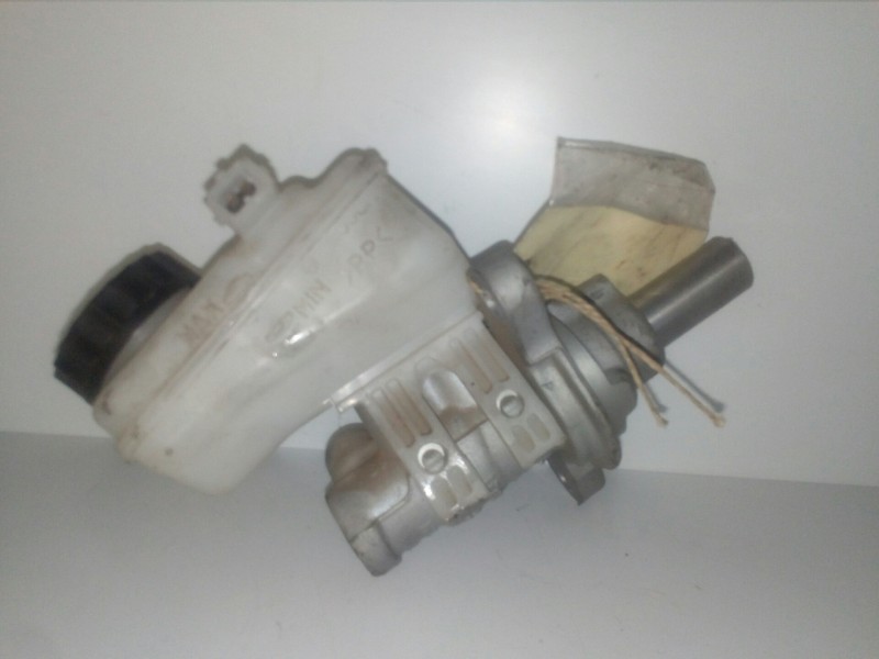 Recambio de bomba freno para peugeot 107 1.0 cat (384f) referencia OEM IAM 0204Y21821-004021B-6401818  