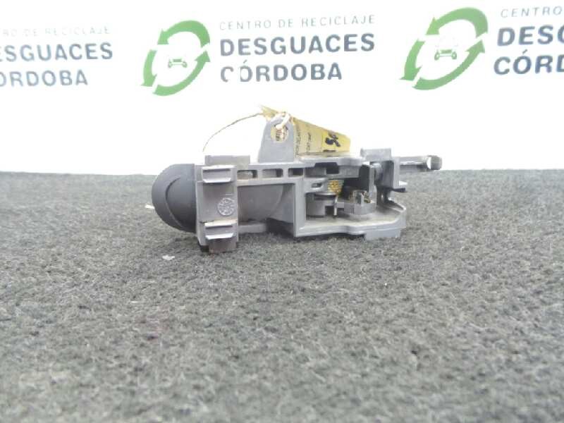 Recambio de maneta interior delantera izquierda para peugeot 107 1.0 cat (384f) referencia OEM IAM   