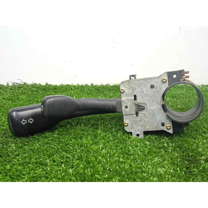 Recambio de mando luces para audi 80 2.3 g referencia OEM IAM 443953513 LUCES + INTERMITENCIA 