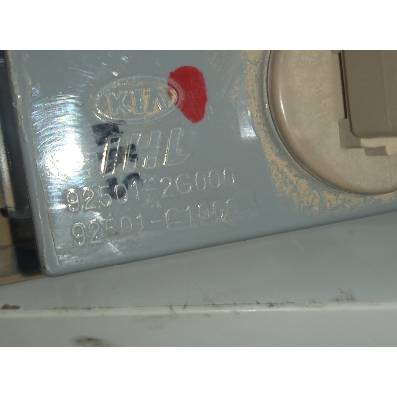 Recambio de piloto matricula para kia sportage 1.6 crdi cat referencia OEM IAM 925012G000-92501C1000  