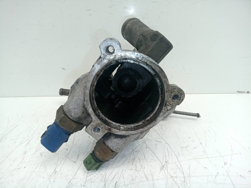 Recambio de termostato para citroën xsara berlina 1.9 diesel referencia OEM IAM 9624839210  