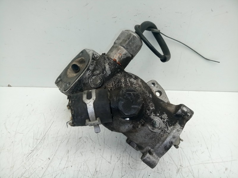 Recambio de termostato para citroën xsara berlina 1.9 diesel referencia OEM IAM 9624839210  