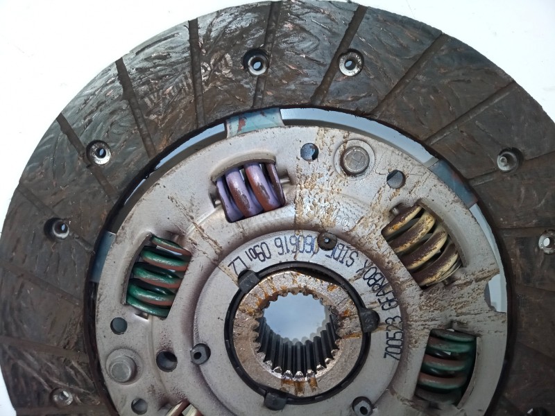 Recambio de kit embrague para nissan serena (c23m) 2.3 diesel referencia OEM IAM 700523-0606160901 MONOMASA 