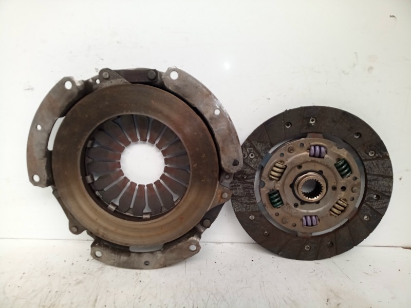 Recambio de kit embrague para nissan serena (c23m) 2.3 diesel referencia OEM IAM 700523-0606160901 MONOMASA 