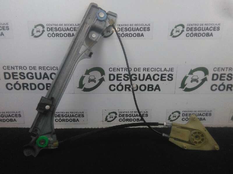Recambio de elevalunas trasero izquierdo para renault laguna iii 2.0 dci diesel cat referencia OEM IAM 827010001R ELECTRICO SIN.