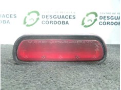Recambio de luz central de freno para kia sorento 2.5 crdi referencia OEM IAM 927003E0  2.PINES