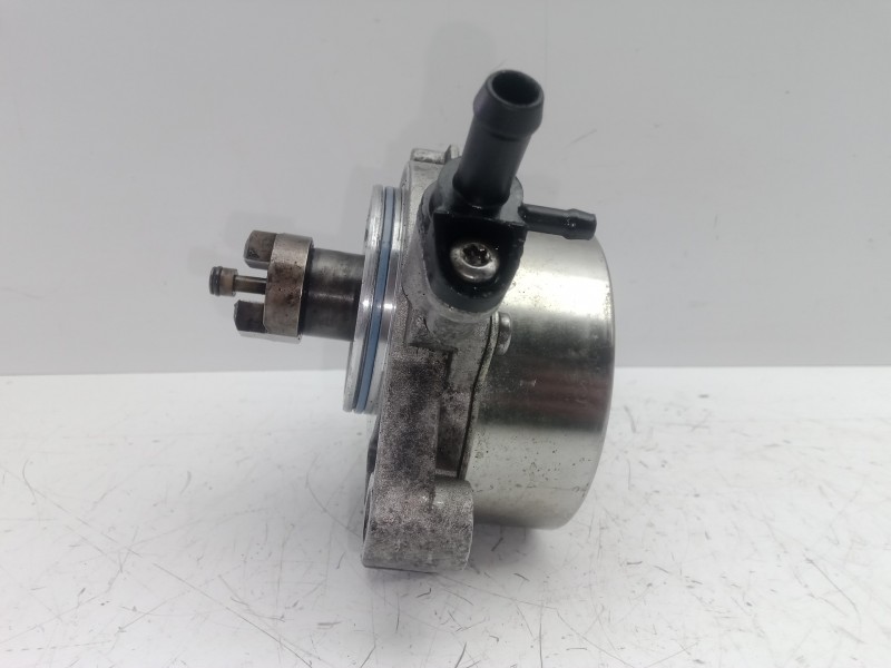 Recambio de depresor freno / bomba vacio para kia carnival 2.9 crdi cat referencia OEM IAM 288104X100  