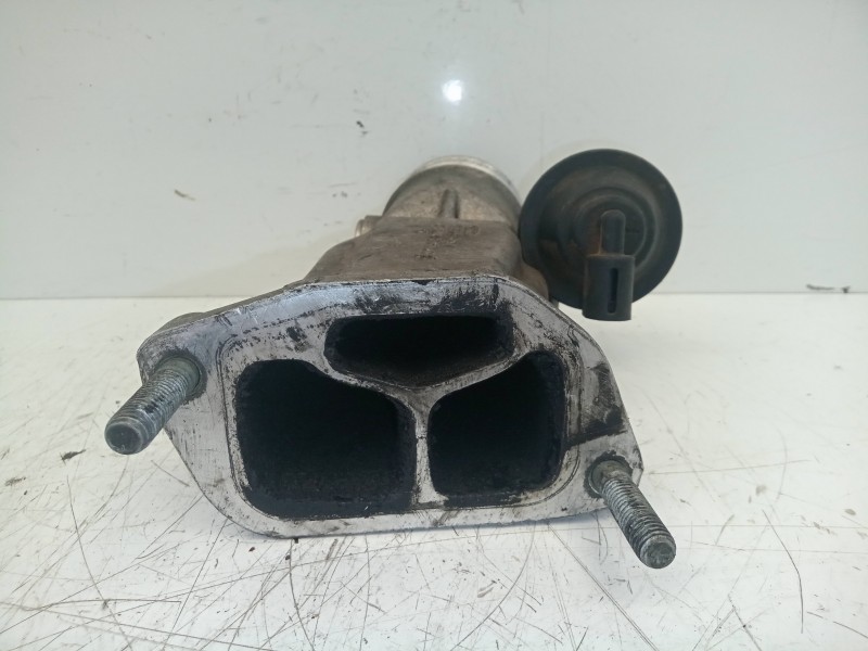 Recambio de caja mariposa para audi a6 berlina (4b2) 2.5 v6 24v tdi referencia OEM IAM 4B0145950C  