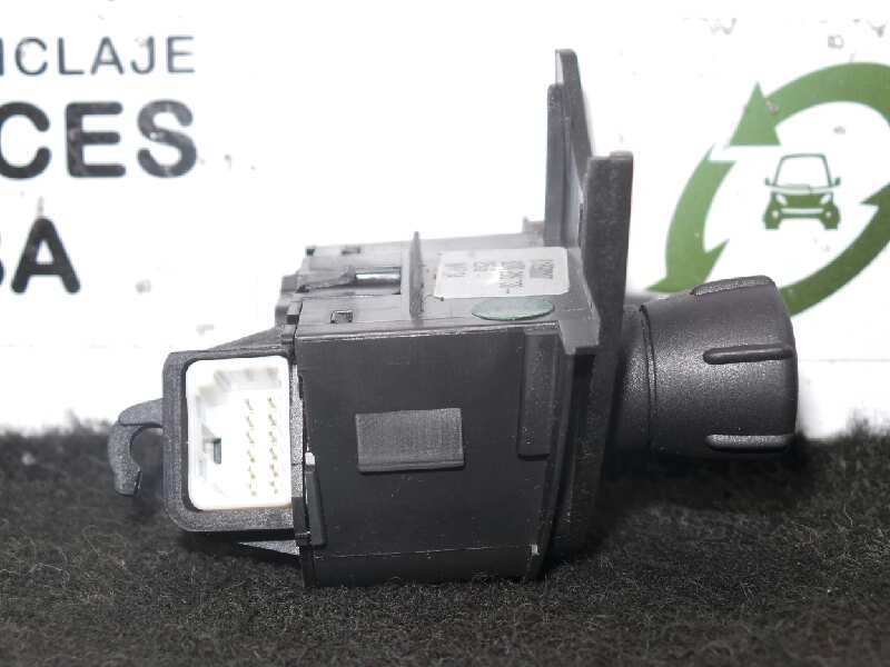Recambio de mando volante para renault scenic ii 1.5 dci diesel referencia OEM IAM 8200206738-61890007 VALEO 